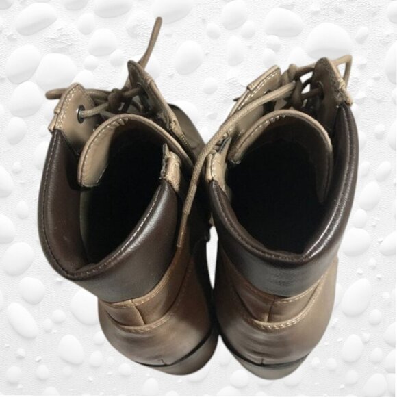 PENNINGTONS - LEAH TAUPE COMBAT STYLE BOOT -NWT SIZE 8W - Picture 3 of 11